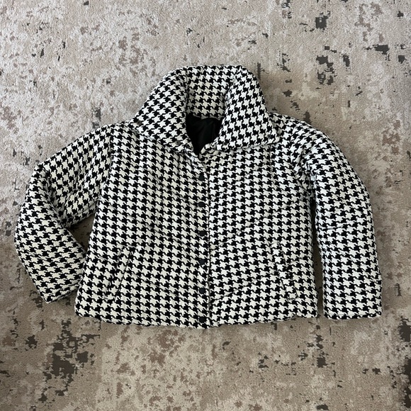 12th Tribe Jackets & Blazers - 12th Tribe Houndstooth Black and White Women's Puffer Jacket Size Large